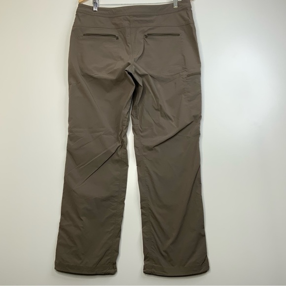 L.L. Bean Women’s Hiking Pants. Beige color. Size 14. - Picture 4 of 6